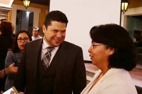 Biestro exhorta a Gali acudir al Congreso a rendir informe y no busque evento con “luces y confeti”