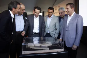 RMV coloca la primera piedra del centro comercial Parque Puebla