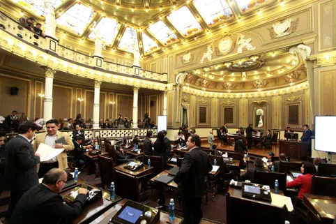 El 10 de abril llegarán al Congreso suplentes de chapulines