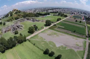 Hallan restos humanos en zona arqueológica de Cholula