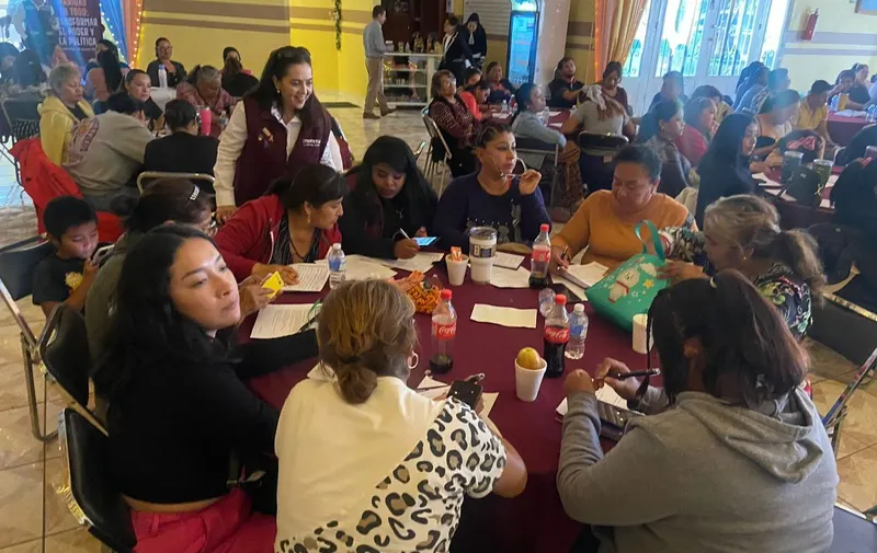 morena-pue-mujeres-talleres
