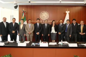 Eduardo Rivera Pérez sostiene encuentro con el Senado de la República