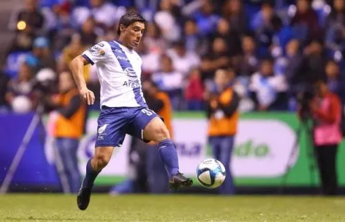 Alustiza firma triplete en victoria del Puebla