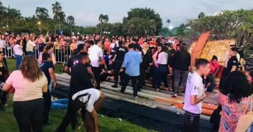 Caída de grada durante concierto de Yuridia deja al menos 38 lesionados