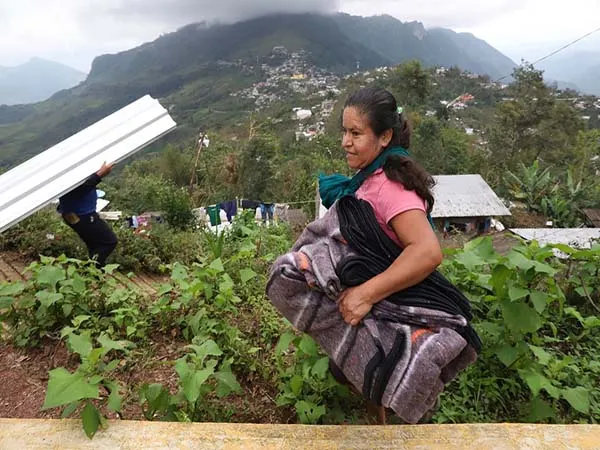 Desastres naturales: Puebla otra vez solo, como durante la pandemia