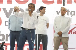 Abraham Quiroz acusa ofensiva periodística contra Morena
