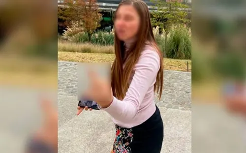 La nombran  “Lady cubrebocas” por ofender a policía que le pidió usar mascarilla