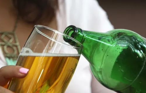 Evitar alimentos irritantes, tabaco y alcohol disminuye cáncer gastrointestinal