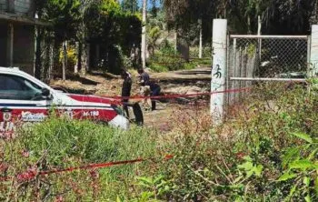 Sin vida y con un disparo en la cabeza, hallan cadáver al interior de una obra negra en Nealtican