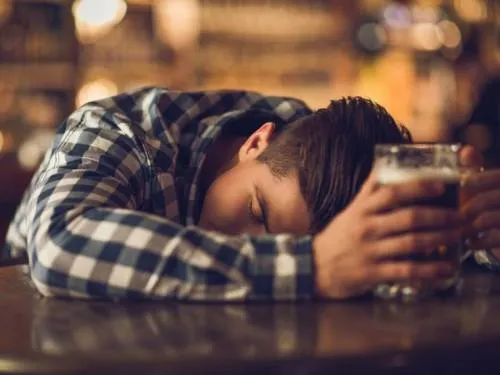 ¿En qué consiste el “binge drinking”?