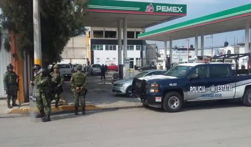 SHCP va por las revisiones y clausura de gasolineras que venden combustible robado: SGG