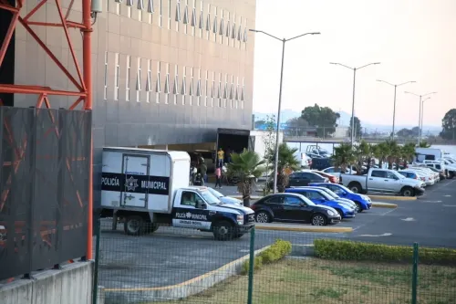 Desalojan al personal de la SSC de Puebla de las oficinas del C5, en Cuautlancingo
