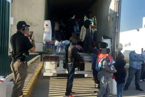 PGR rescata en Tabasco a 123 migrantes