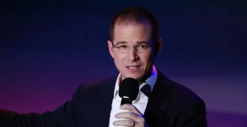 Ricardo Anaya es dado de alta tras padecer Covid; dice que quiere “celebrar la vida”