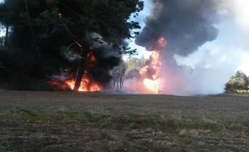Explota ducto de Pemex en Calpulalpan