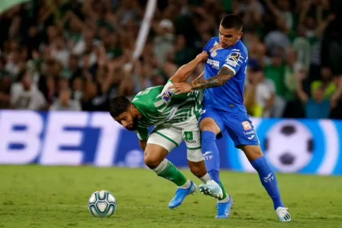 Sin mexicanos y con dos expulsados, Betis rescata empate ante Getafe