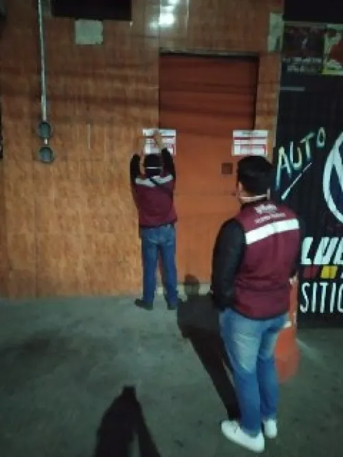 Bares, botaneros y misceláneas clausurados por venta y consumo de alcohol