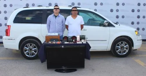 Detiene SSPTM dos personas por robo a casa habitación