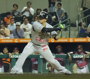 Rodolfo Amador llega a los Pericos
