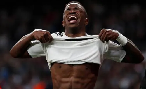 Vinicius sufre una rotura de ligamentos en el tobillo derecho