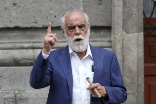 López Obrador se burla del pueblo con consulta sobre NAIM: Diego Fernández de Cevallos