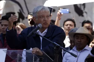 AMLO enciende los ánimos de poblanos y ex morenovallistas
