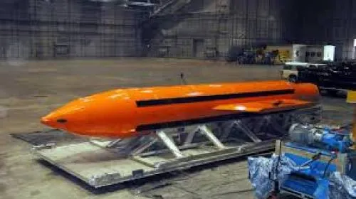 Estados Unidos lanza sobre Afganistán la mayor bomba no nuclear