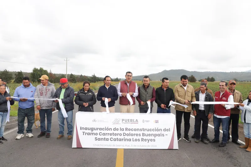 Gobierno de Puebla continúa invirtiendo recursos en todo el estado; entrega obras en tres municipios