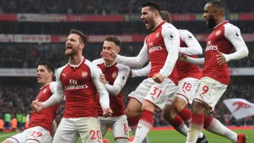 El Arsenal cierra su crisis y deja casi “K.O.” al Milan