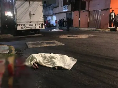 Matan a balazos a 2 hombres ¡Hasta a la mascota asesinaron!