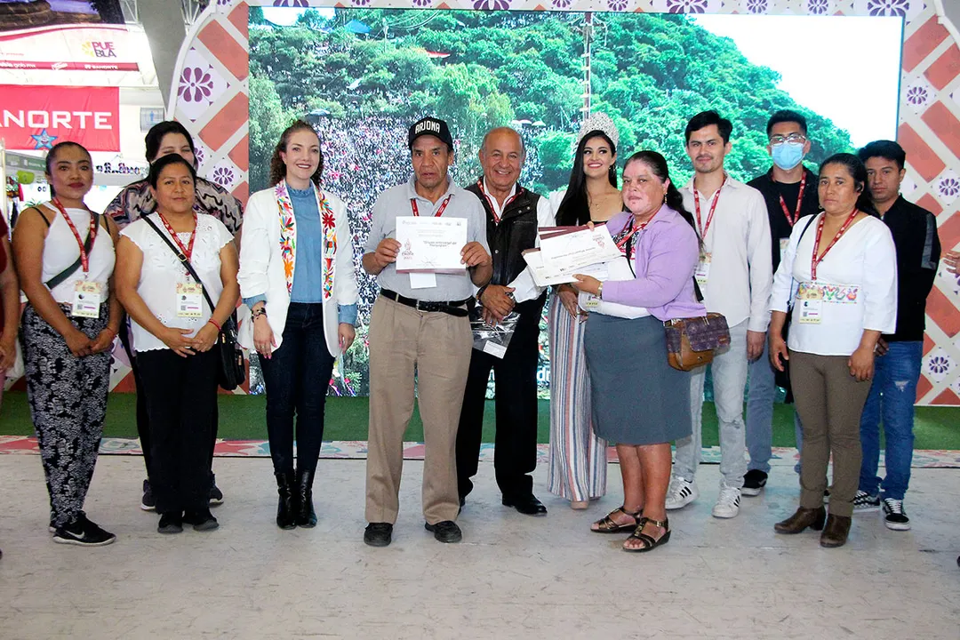 Reconocimientos Artesanos Feria De Puebla