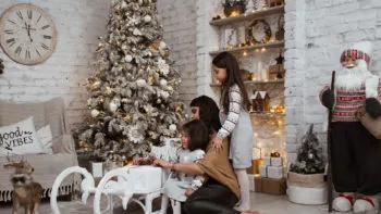 Académica Ibero Puebla invita a abrir la puerta a la creatividad en Día de Reyes
