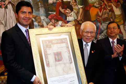 Rotary International recibe Cédula Real de Puebla