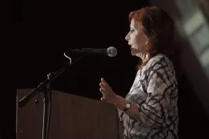 Vaticano manejó mal casos de pedofilia: Valentina Alazraki