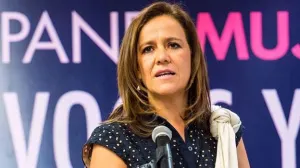 De cómo Margarita Zavala Acusa de Ladrona a Martha Sahagún