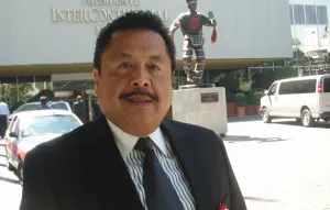 El Sacristán, el Capo y los Trapitos Sucios