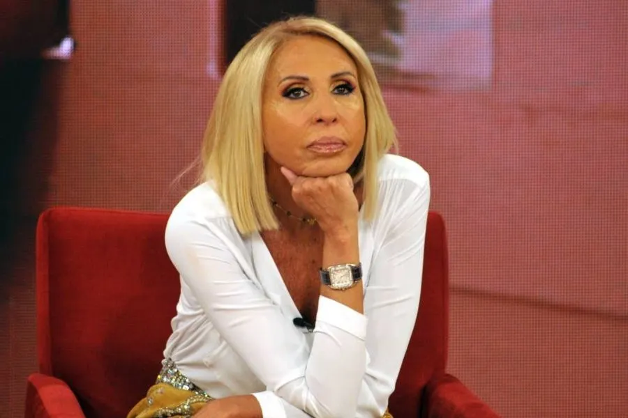 Dan amparo a Laura Bozzo para evitar su arresto