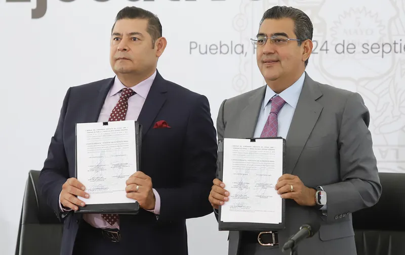 Inician Sergio Salomón y Alejandro Armenta proceso de transición del poder ejecutivo