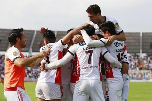 Lobos vence a Dorados y toma ventaja en la final de ascenso