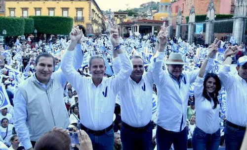 Acompaña RMV a iniciar campaña a candidatos a diputación federal y la alcaldía de Guanajuato