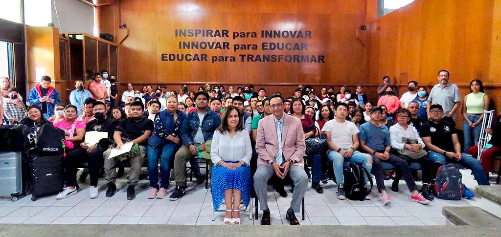 Estudiantes Utp Acapulco Monterrey