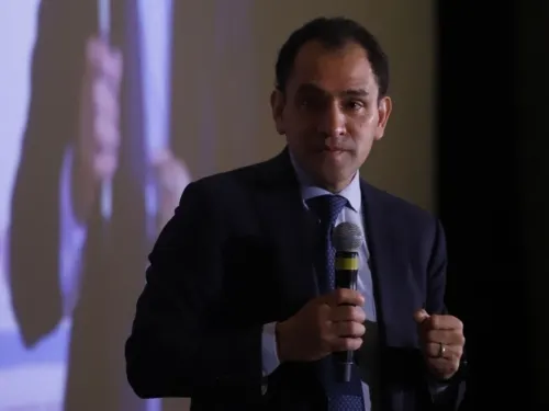 Paquete fiscal 2020 ofrecerá mayores herramientas a SAT: Herrera