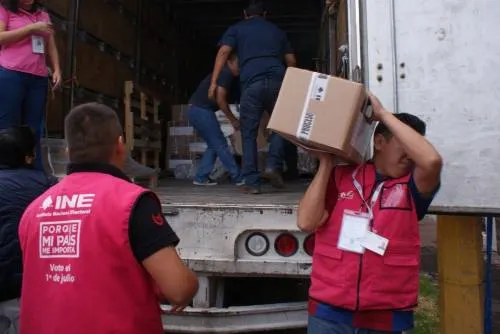 Llegan a Puebla boletas electorales para elección federal