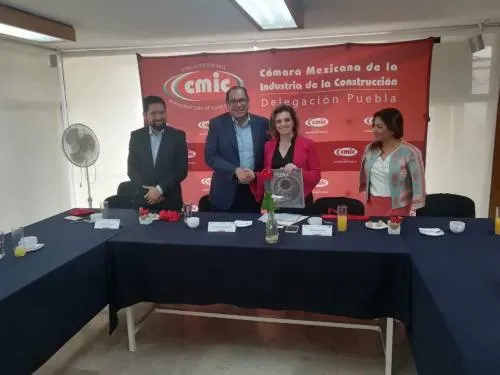 Obra pública será para constructores poblanos: Paola Migoya