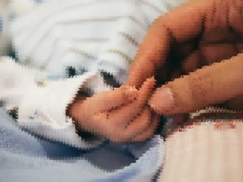 Investigan muerte de bebé por neumonía, sería Covid-19