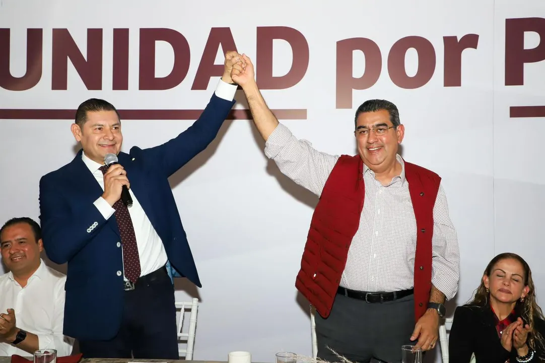 Militantes de Morena y PT expresan su apoyo a Alejandro Armenta