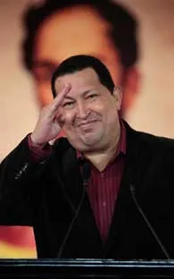 Hugo Chávez rompe una semana de silencio