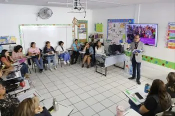 Imparte SMDIF pláticas sobre los derechos de las niñas, niños y adolescentes en las escuelas de Puebla capital