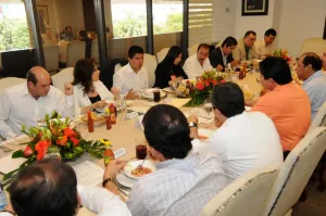 Se reúnen CONAMM y CONAGO a favor de los municipios de México