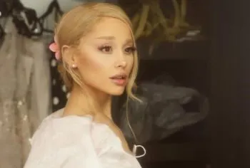 Entre lágrimas, Ariana Grande cierra su gira Eternal Sunshine y se aleja temporalmente de los reflectores